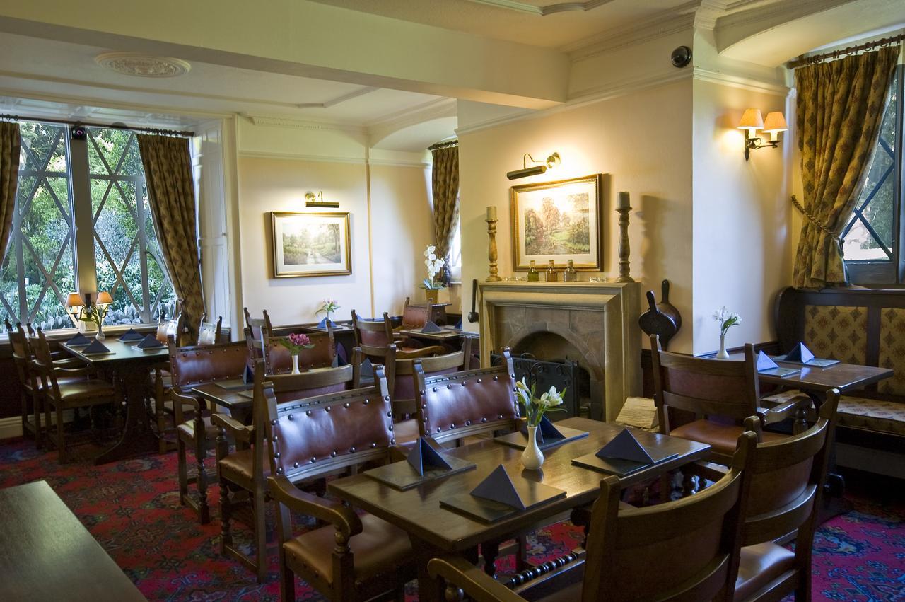 Stow Lodge Hotel Exterior photo